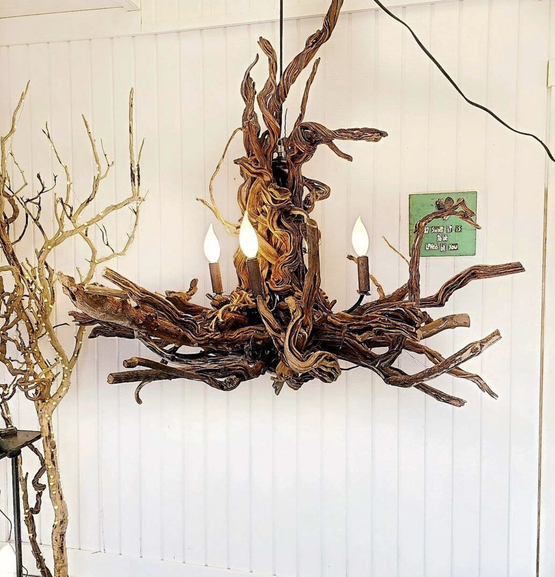 The Cheapest vs Most Expensive Driftwood Lighting Fixtures for Farmhouse Decor 9 The Cheapest vs Most Expensive Driftwood Lighting Fixtures for Farmhouse Decor