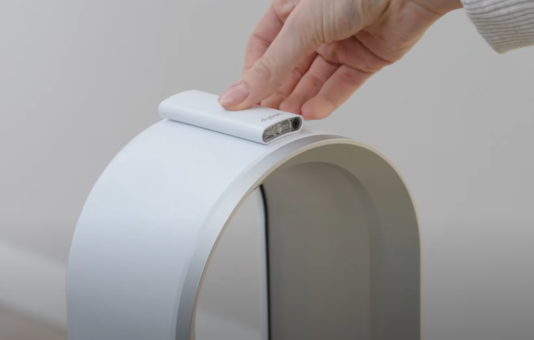 Dyson AM07 Review: Is This Cool Tower Fan Worth the Premium Price?