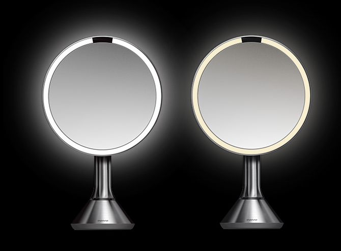 Simplehuman Mirror: True-Color Lighting for Skincare
