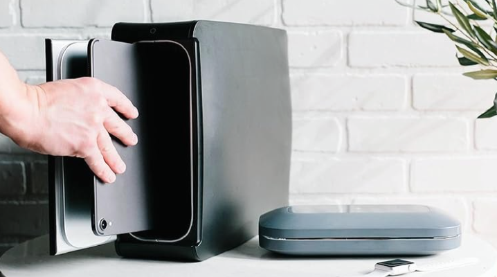 Naturally Beautiful, Beautifully Natural